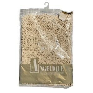 Angelique Set of 2 Hand Crochet Lace Placemats 14x20 Cream 100% Cotton Vintage